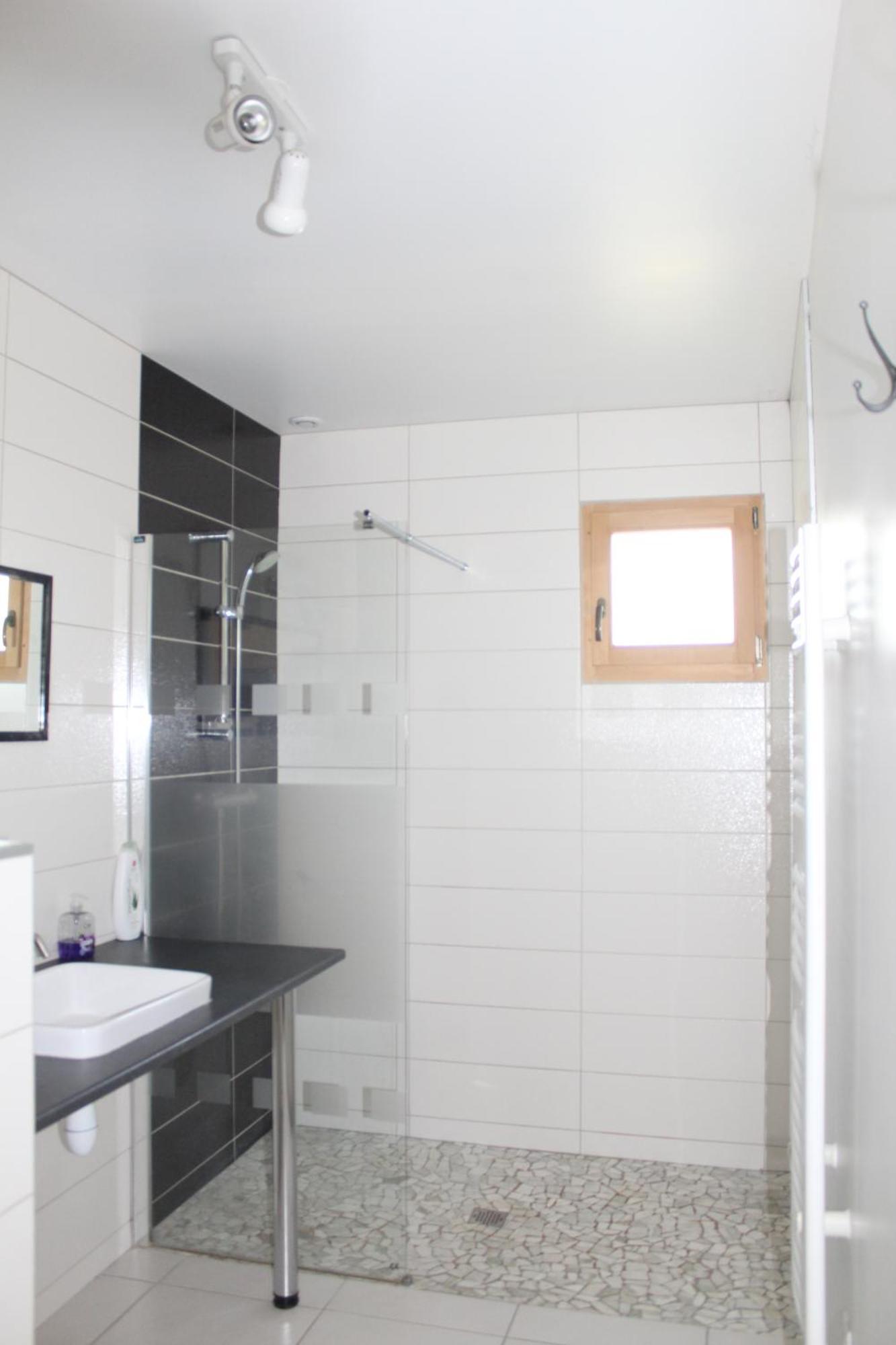 Chalet De Charme Le Contemporain Ney Extérieur photo